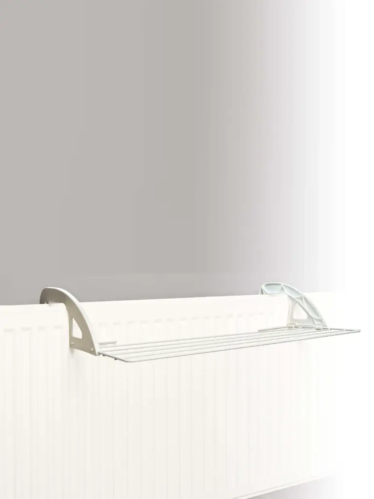 Radiator & balcony clothes airer  2.8m 